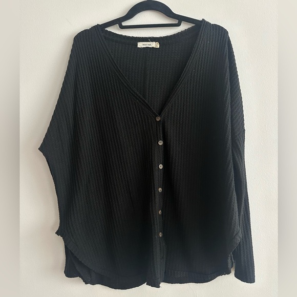 Mod ref black waffle button shirt size medium - Picture 3 of 5